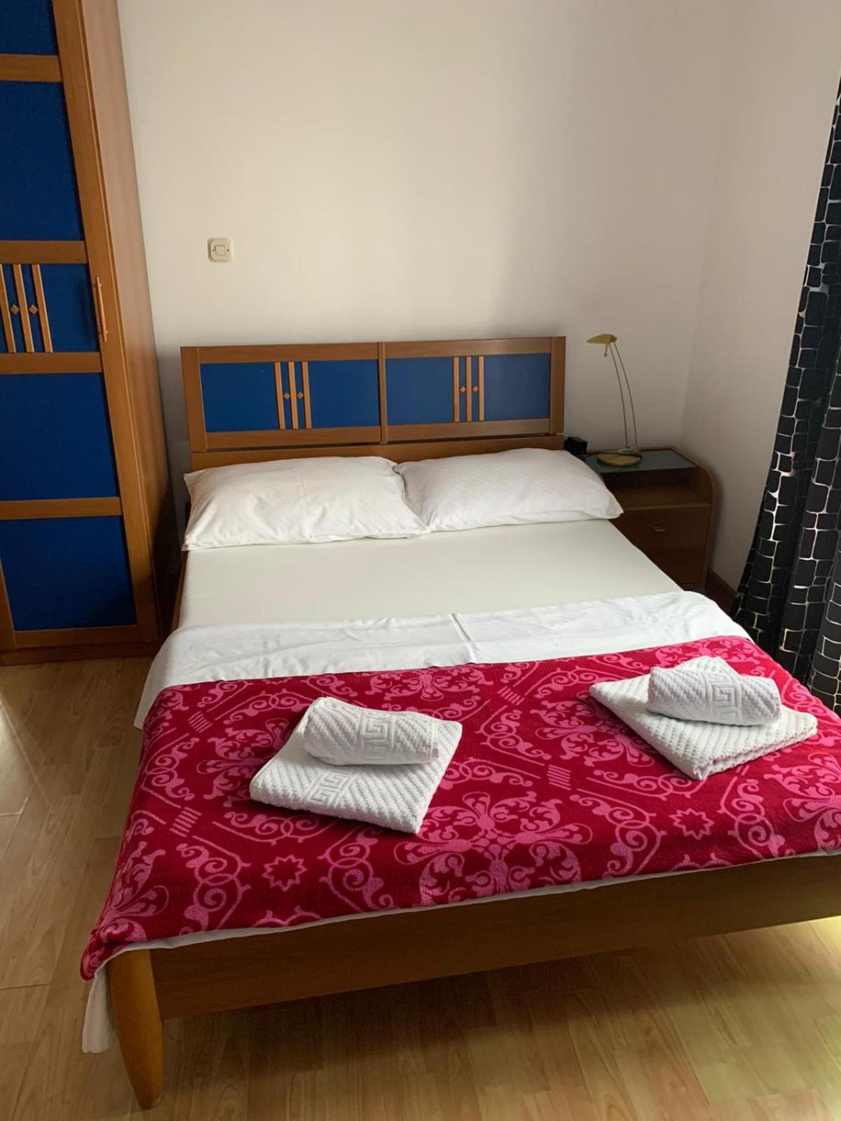 Apartments Sara Posedarje Habitación foto