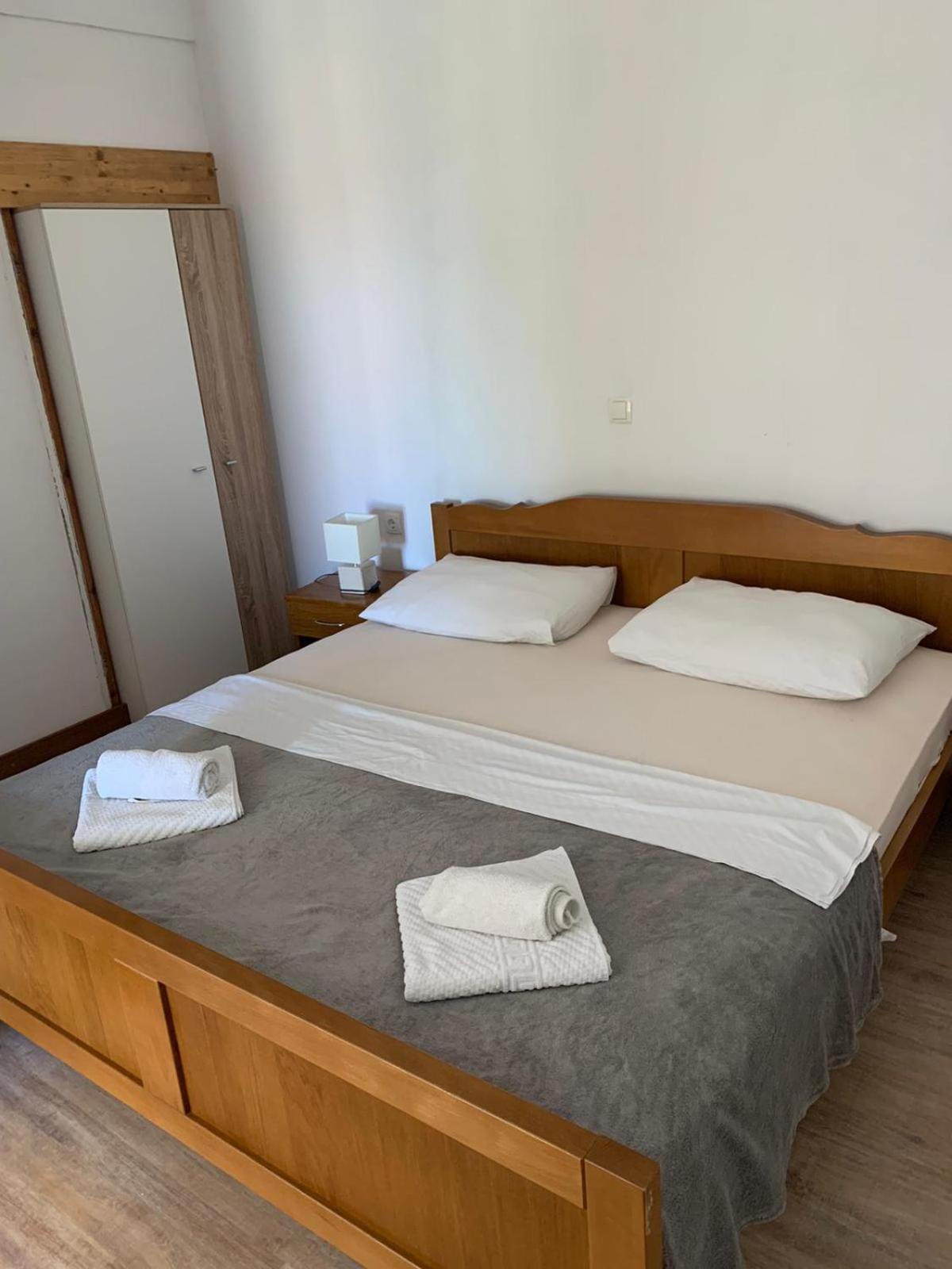 Apartments Sara Posedarje Habitación foto